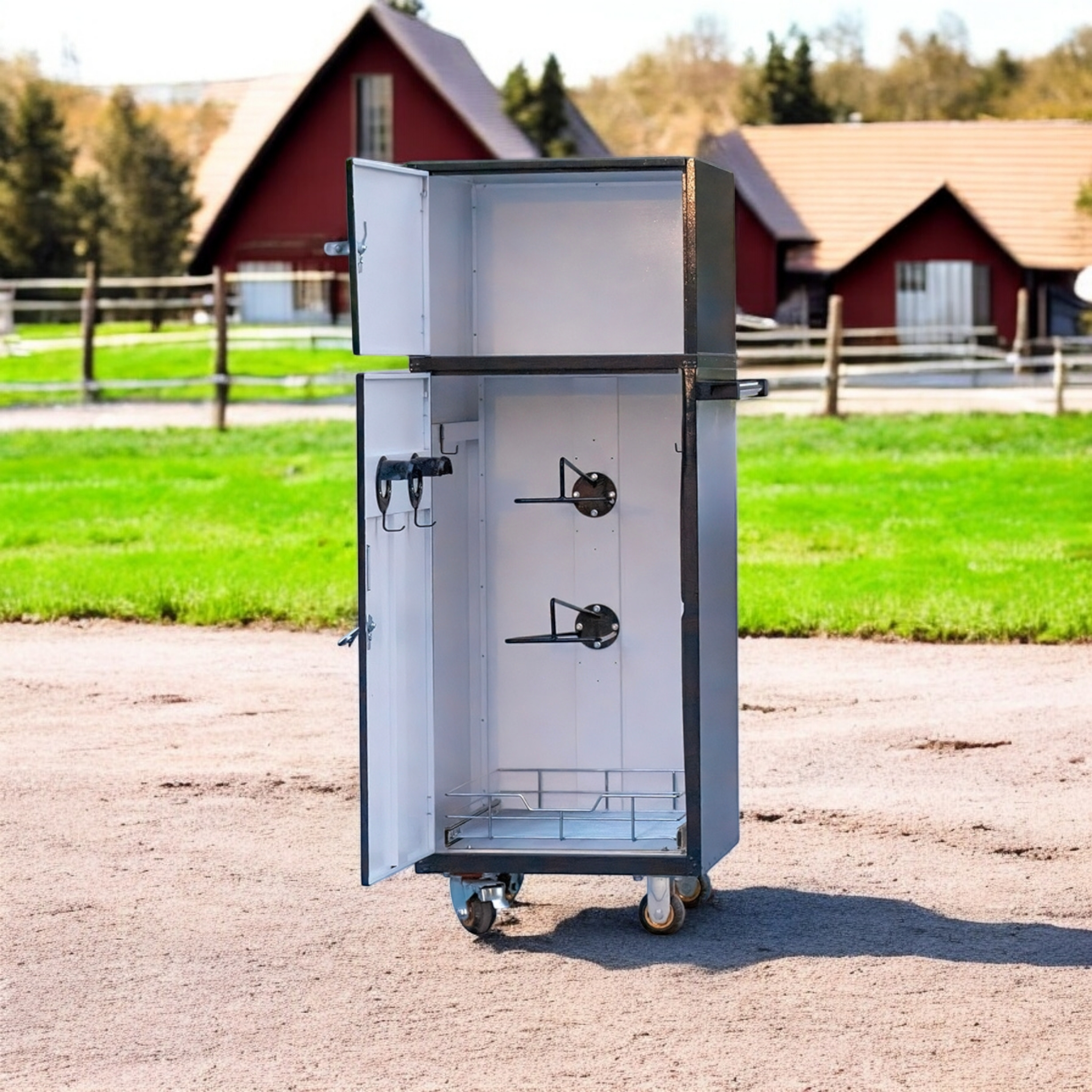 Alex Mobile Tack Box