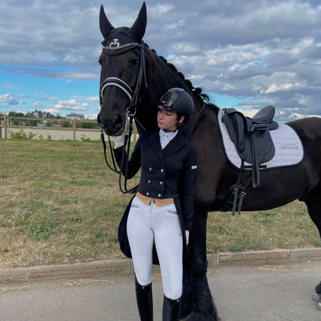 The Evolution of Equestrian Fashion: From Tradition to Modern Style